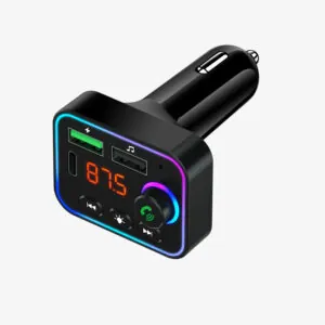 Auto punjač s 3 porta (USB-A + USB-C) i RADIO FM transmiterom, Bluetooth 5.3 HANDSFREE